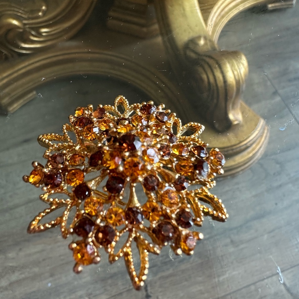 Vintage Gold and Brown Starburst Brooch